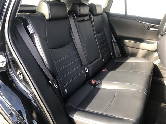 ＲＡＶ４ ハイブリッドＧ　衝突被害軽減装置　ワンオーナ－　バックモニター　整備記録簿　ＬＥＤヘッドライト　スマキー　電動シ－ト　ＡＷＤ　ＴＶナビ　パワステ　横滑り防止装置　ＡＡＣ　カーテンエアバック　エアバッグ　ＡＷ　ＥＴＣ（10枚目）