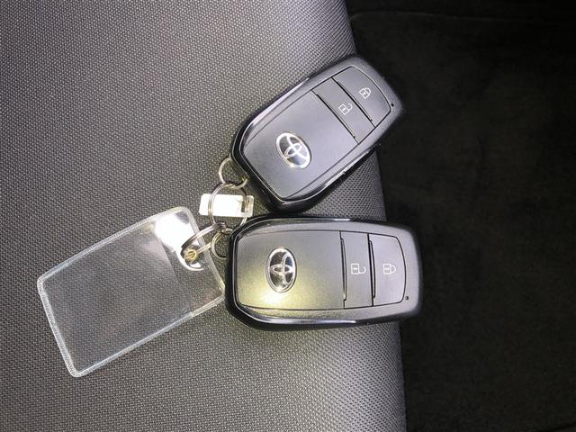 ハリアー Ｓ　バックカメ　盗難防止システム　地デジ　ＥＴＣ車載器　アルミホイール　スマートエントリー　横滑防止装置　エアコン　パワステ　クルーズコントロール　エアバッグ　ＬＥＤライト　パワーウィンドウ　ＡＢＳ（29枚目）