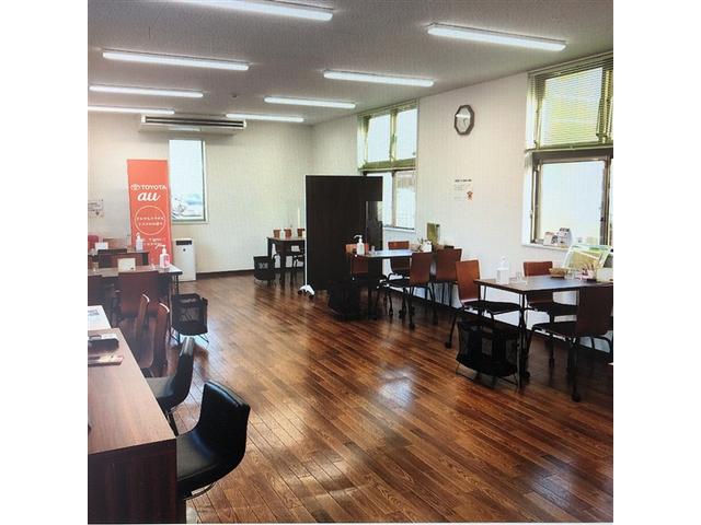 ハリアー Ｓ　バックカメ　盗難防止システム　地デジ　ＥＴＣ車載器　アルミホイール　スマートエントリー　横滑防止装置　エアコン　パワステ　クルーズコントロール　エアバッグ　ＬＥＤライト　パワーウィンドウ　ＡＢＳ（39枚目）