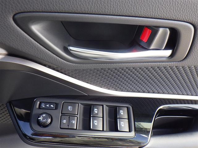 Ｃ－ＨＲ Ｇ　フルセグ　メモリーナビ　ＤＶＤ再生　バックカメラ　衝突被害軽減システム　ＥＴＣ　ドラレコ　ＬＥＤヘッドランプ　フルエアロ（10枚目）