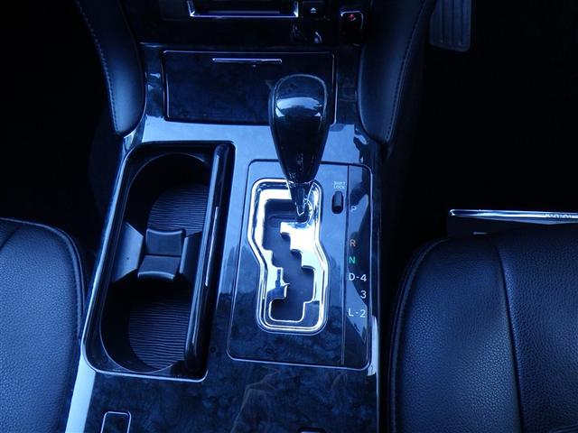 クラウン アスリートi-Four 4WD ワンセグ HDDナビ バックカメラ HIDヘッドライト(24枚目)