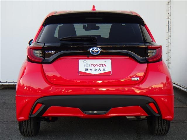 ヤリス ハイブリッドＺ　メモリーナビ　バックカメラ　衝突被害軽減システム　ＥＴＣ　ドラレコ　ＬＥＤヘッドランプ　フルエアロ（8枚目）