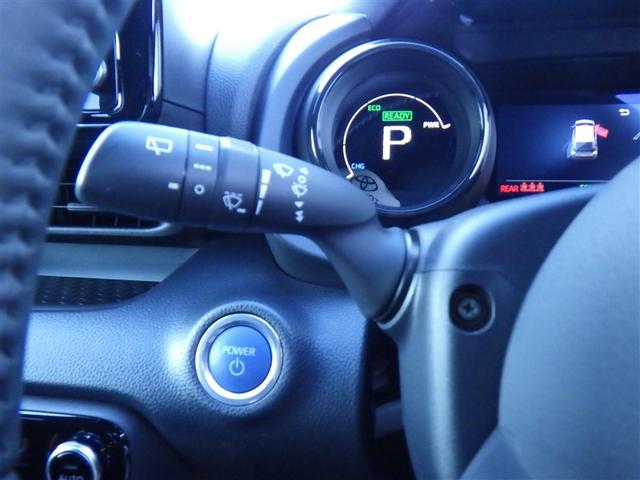 ヤリス ハイブリッドＺ　メモリーナビ　バックカメラ　衝突被害軽減システム　ＥＴＣ　ドラレコ　ＬＥＤヘッドランプ　フルエアロ（14枚目）