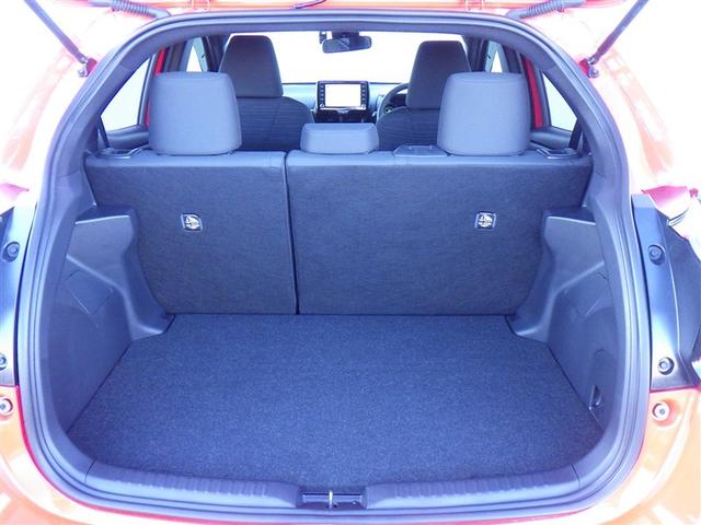 ヤリス ハイブリッドＺ　メモリーナビ　バックカメラ　衝突被害軽減システム　ＥＴＣ　ドラレコ　ＬＥＤヘッドランプ　フルエアロ（31枚目）