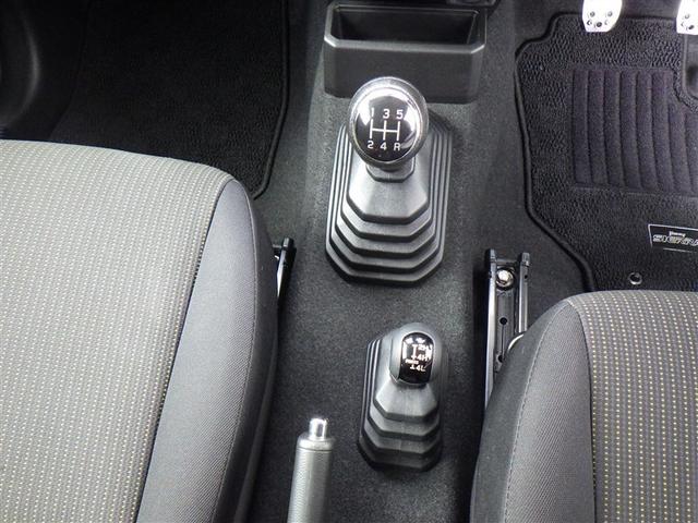 �ŋ߂̓h���C�u���R�[�_�[�̑����������Ȃ葝���Ă��܂��B�e���舵�����Ă���܂��̂ł��C�y�ɃX�^�b�t�ɂ����k��������