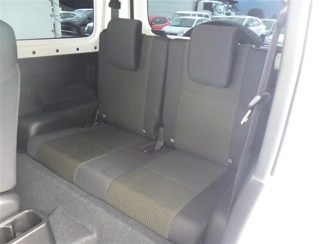 �y�I���W�i���A�N�Z�T���[�z��芷���O�̃N���}�ɂ����������A�F�l�̃N���}�֗̕��ȋ@�\�A�X�Ō��������C�ɂȂ�t�H�����B�i�r��d�s�b�̎�ނƁA���ꂼ��̈Ⴂ���Љ�Ă��܂��B