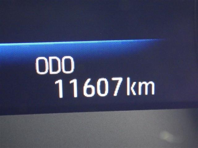 �y�I���W�i���A�N�Z�T���[�z��芷���O�̃N���}�ɂ����������A�F�l�̃N���}�֗̕��ȋ@�\�A�X�Ō��������C�ɂȂ�t�H�����B�i�r��d�s�b�̎�ނƁA���ꂼ��̈Ⴂ���Љ�Ă��܂��B