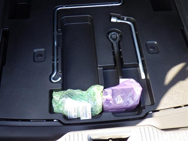 �v���E�X��A�N�A�Ȃǂ̐l�C�Ԏ�ɉ����A�y��r�t�u�ȂǑ��ʂȃ��C���i�b�v����葵���Ă���܂���