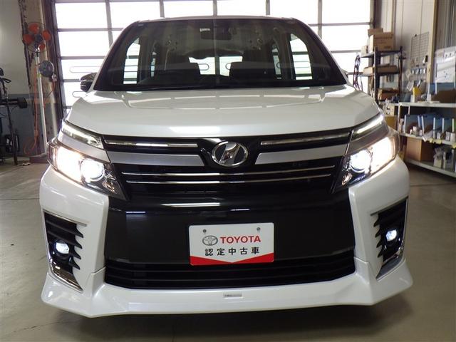 �v���E�X��A�N�A�Ȃǂ̐l�C�Ԏ�ɉ����A�y��r�t�u�ȂǑ��ʂȃ��C���i�b�v����葵���Ă���܂���