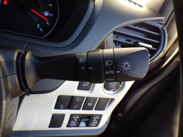 �y�I���W�i���A�N�Z�T���[�z��芷���O�̃N���}�ɂ����������A�F�l�̃N���}�֗̕��ȋ@�\�A�X�Ō��������C�ɂȂ�t�H�����B�i�r��d�s�b�̎�ނƁA���ꂼ��̈Ⴂ���Љ�Ă��܂��B