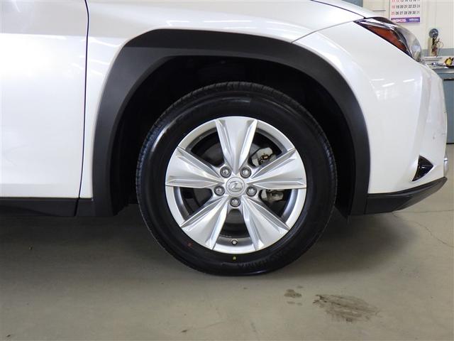 �v���E�X��A�N�A�Ȃǂ̐l�C�Ԏ�ɉ����A�y��r�t�u�ȂǑ��ʂȃ��C���i�b�v����葵���Ă���܂���