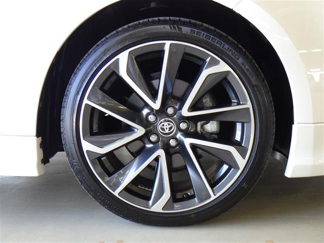 �v���E�X��A�N�A�Ȃǂ̐l�C�Ԏ�ɉ����A�y��r�t�u�ȂǑ��ʂȃ��C���i�b�v����葵���Ă���܂���