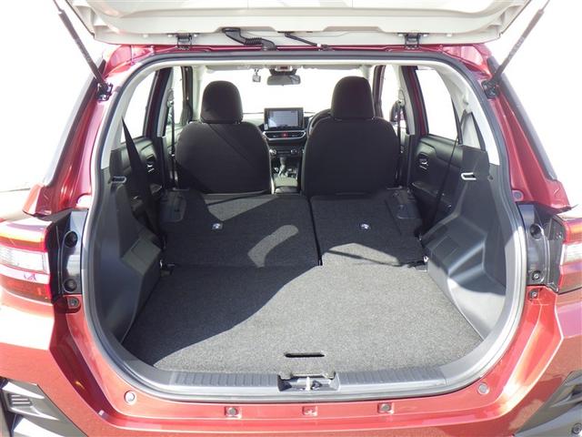 �v���E�X��A�N�A�Ȃǂ̐l�C�Ԏ�ɉ����A�y��r�t�u�ȂǑ��ʂȃ��C���i�b�v����葵���Ă���܂���