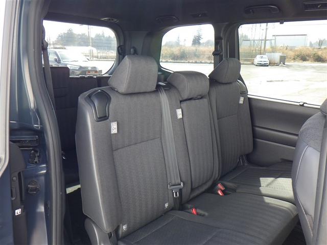 �y�I���W�i���A�N�Z�T���[�z��芷���O�̃N���}�ɂ����������A�F�l�̃N���}�֗̕��ȋ@�\�A�X�Ō��������C�ɂȂ�t�H�����B�i�r��d�s�b�̎�ނƁA���ꂼ��̈Ⴂ���Љ�Ă��܂��B