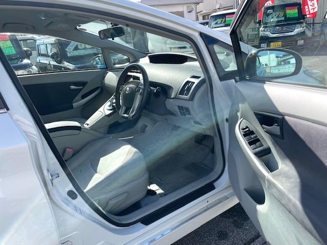 プリウス G バッテリー交換済 コーティング済 縦列ガイド付Bカメラ ドラレコ ETC メッキモール&ドアノブ 除菌イオン清浄機 ナビTV Bluetooth クルコン BALMINUMアルミ 本革巻ハンドル SD(21枚目)