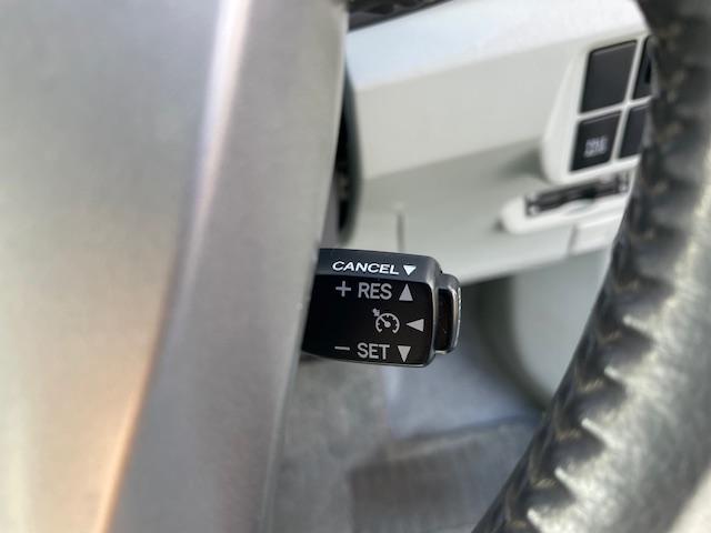 プリウス G バッテリー交換済 コーティング済 縦列ガイド付Bカメラ ドラレコ ETC メッキモール&ドアノブ 除菌イオン清浄機 ナビTV Bluetooth クルコン BALMINUMアルミ 本革巻ハンドル SD(32枚目)