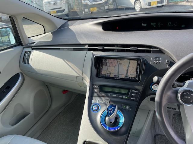 プリウス G バッテリー交換済 コーティング済 縦列ガイド付Bカメラ ドラレコ ETC メッキモール&ドアノブ 除菌イオン清浄機 ナビTV Bluetooth クルコン BALMINUMアルミ 本革巻ハンドル SD(38枚目)