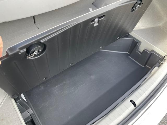 プリウス G バッテリー交換済 コーティング済 縦列ガイド付Bカメラ ドラレコ ETC メッキモール&ドアノブ 除菌イオン清浄機 ナビTV Bluetooth クルコン BALMINUMアルミ 本革巻ハンドル SD(59枚目)