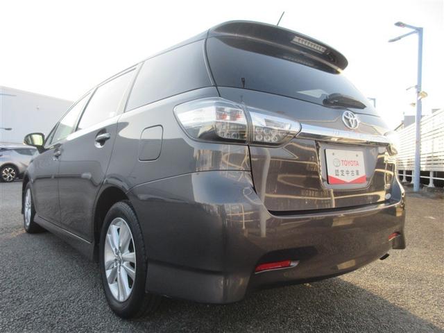 ウィッシュ 1.8S フルセグ メモリーナビ DVD再生 バックカメラ HIDヘッドライト 乗車定員7人 3列シート(3枚目)