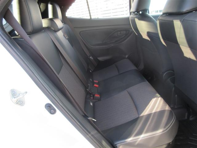 ヤリスクロス ハイブリッドＺ　４ＷＤ　メモリーナビ　ミュージックプレイヤー接続可　バックカメラ　衝突被害軽減システム　ＥＴＣ　ドラレコ　ＬＥＤヘッドランプ　ワンオーナー　記録簿（13枚目）