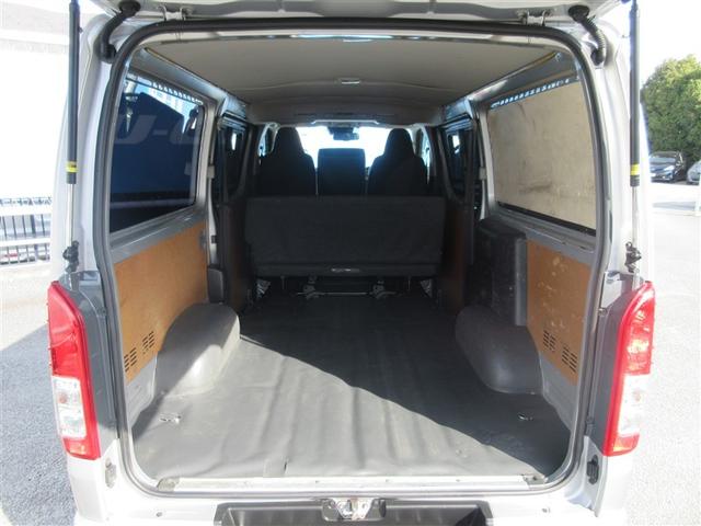 ハイエースバン DX フルセグ メモリーナビ DVD再生 バックカメラ 衝突被害軽減システム ETC LEDヘッドランプ 乗車定員6人 ワンオーナー 記録簿 ディーゼル(7枚目)