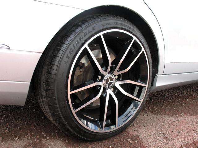 Cクラスステーションワゴン C300 ステーションワゴン アバンギャルド V6 3.0 右ハンドル 社外18インチアルミホイール 新品S-LOOKインナーブラックLEDユーロヘッドライト シーケンシャルウインカー ブラックグリル 純正HDナビTV 車検令和9年2月(7枚目)