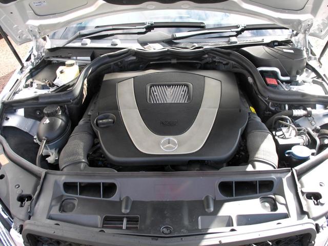 Cクラスステーションワゴン C300 ステーションワゴン アバンギャルド V6 3.0 右ハンドル 社外18インチアルミホイール 新品S-LOOKインナーブラックLEDユーロヘッドライト シーケンシャルウインカー ブラックグリル 純正HDナビTV 車検令和9年2月(14枚目)