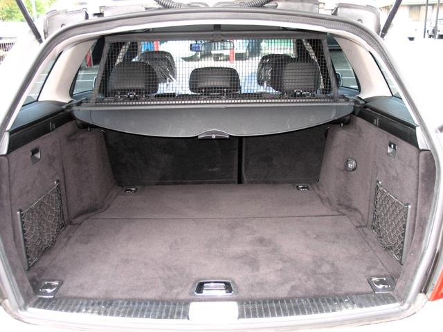 Cクラスステーションワゴン C300 ステーションワゴン アバンギャルド V6 3.0 右ハンドル 社外18インチアルミホイール 新品S-LOOKインナーブラックLEDユーロヘッドライト シーケンシャルウインカー ブラックグリル 純正HDナビTV 車検令和9年2月(23枚目)