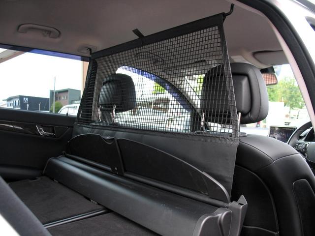 Cクラスステーションワゴン C300 ステーションワゴン アバンギャルド V6 3.0 右ハンドル 社外18インチアルミホイール 新品S-LOOKインナーブラックLEDユーロヘッドライト シーケンシャルウインカー ブラックグリル 純正HDナビTV 車検令和9年2月(30枚目)