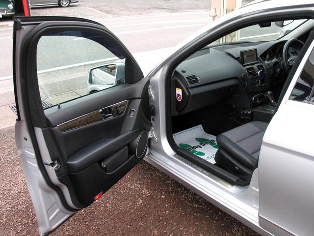 Cクラスステーションワゴン C300 ステーションワゴン アバンギャルド V6 3.0 右ハンドル 社外18インチアルミホイール 新品S-LOOKインナーブラックLEDユーロヘッドライト シーケンシャルウインカー ブラックグリル 純正HDナビTV 車検令和9年2月(36枚目)