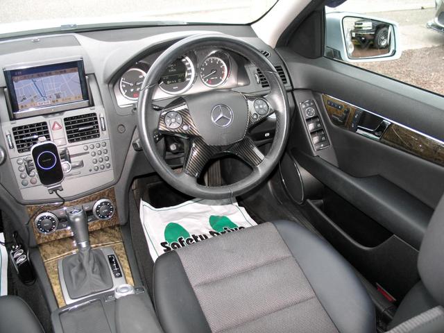 Cクラスステーションワゴン C300 ステーションワゴン アバンギャルド V6 3.0 右ハンドル 社外18インチアルミホイール 新品S-LOOKインナーブラックLEDユーロヘッドライト シーケンシャルウインカー ブラックグリル 純正HDナビTV 車検令和9年2月(40枚目)