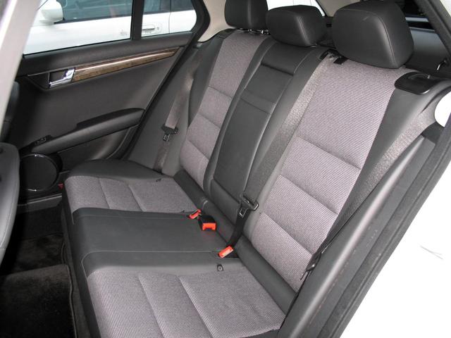 Cクラスステーションワゴン C300 ステーションワゴン アバンギャルド V6 3.0 右ハンドル 社外18インチアルミホイール 新品S-LOOKインナーブラックLEDユーロヘッドライト シーケンシャルウインカー ブラックグリル 純正HDナビTV 車検令和9年2月(45枚目)