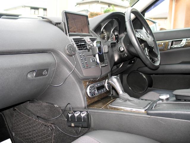 Cクラスステーションワゴン C300 ステーションワゴン アバンギャルド V6 3.0 右ハンドル 社外18インチアルミホイール 新品S-LOOKインナーブラックLEDユーロヘッドライト シーケンシャルウインカー ブラックグリル 純正HDナビTV 車検令和9年2月(58枚目)