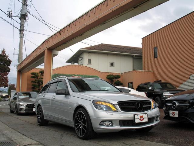 Cクラスステーションワゴン C300 ステーションワゴン アバンギャルド V6 3.0 右ハンドル 社外18インチアルミホイール 新品S-LOOKインナーブラックLEDユーロヘッドライト シーケンシャルウインカー ブラックグリル 純正HDナビTV 車検令和9年2月(69枚目)