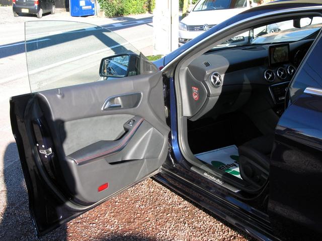 CLAクラス CLA180 スポーツ 進化型レーダーセーフティPKG AMGスポーツ パナメリカーナグリル AMG18インチアルミ 専用赤ステッチハーフレザーシート HDDナビ フルセグTV走行中OK Bluetooth(23枚目)