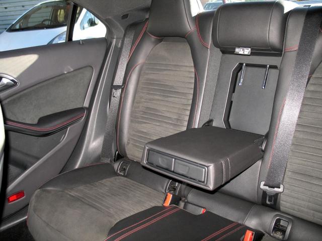 CLAクラス CLA180 スポーツ 進化型レーダーセーフティPKG AMGスポーツ パナメリカーナグリル AMG18インチアルミ 専用赤ステッチハーフレザーシート HDDナビ フルセグTV走行中OK Bluetooth(36枚目)