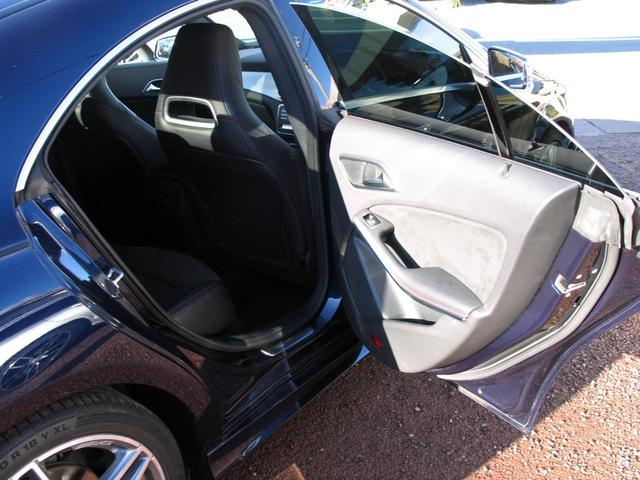 CLAクラス CLA180 スポーツ 進化型レーダーセーフティPKG AMGスポーツ パナメリカーナグリル AMG18インチアルミ 専用赤ステッチハーフレザーシート HDDナビ フルセグTV走行中OK Bluetooth(40枚目)