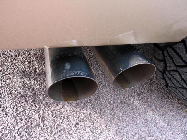 シボレーアバランチ １５００　５．３　Ｖ８　クルーキャブ　１ナンバー５人乗り　１８インチマッドブラックアルミ＆Ｍ／Ｔタイヤ　ＧＩＢＳＯＮマフラー　Ｔ－ＲＥＸメッシュグリル　カスタムインテリア（29枚目）