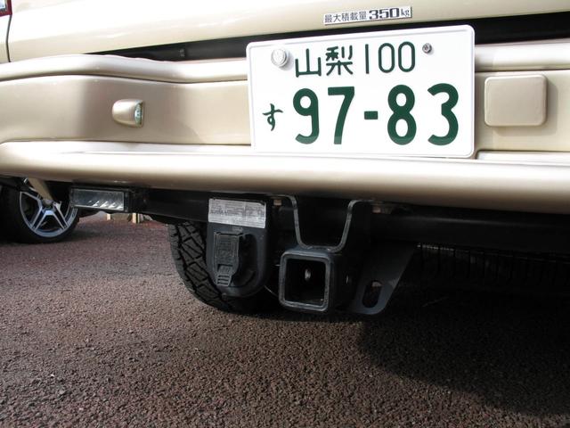 シボレーアバランチ １５００　５．３　Ｖ８　クルーキャブ　１ナンバー５人乗り　１８インチマッドブラックアルミ＆Ｍ／Ｔタイヤ　ＧＩＢＳＯＮマフラー　Ｔ－ＲＥＸメッシュグリル　カスタムインテリア（30枚目）