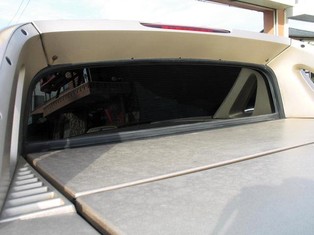 シボレーアバランチ １５００　５．３　Ｖ８　クルーキャブ　１ナンバー５人乗り　１８インチマッドブラックアルミ＆Ｍ／Ｔタイヤ　ＧＩＢＳＯＮマフラー　Ｔ－ＲＥＸメッシュグリル　カスタムインテリア（55枚目）