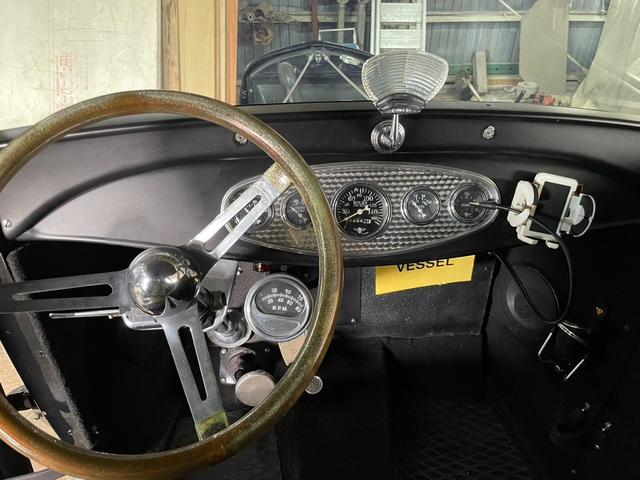 フォードその他 Ｍｏｄｅｌ　Ａ　クーペ　３５０ＥＧ　５．７　Ｖ８　４速Ａ／Ｔ　国内１オーナー　スチールボディ（15枚目）