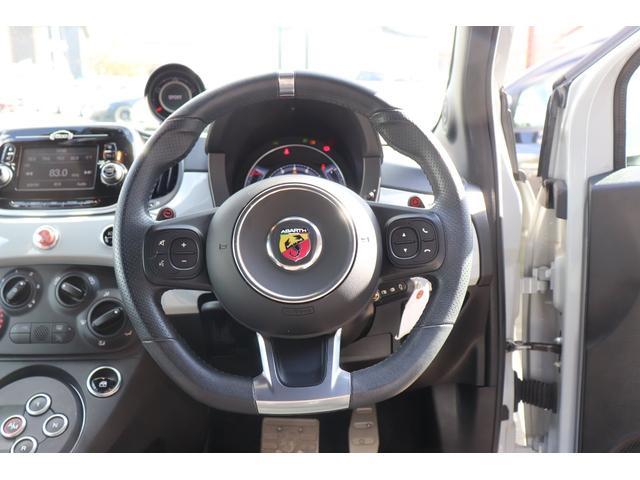 ベースグレード 1オーナー ディーラー車 パドルシフト パーキングセンサー ETC 純正ブースト計 HIDライト Uconnect ドライブレコーダー 禁煙車 取説 記録簿 スペアキー Bluetoothオーディオ(11枚目)