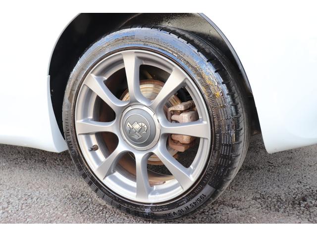 ベースグレード 1オーナー ディーラー車 パドルシフト パーキングセンサー ETC 純正ブースト計 HIDライト Uconnect ドライブレコーダー 禁煙車 取説 記録簿 スペアキー Bluetoothオーディオ(21枚目)