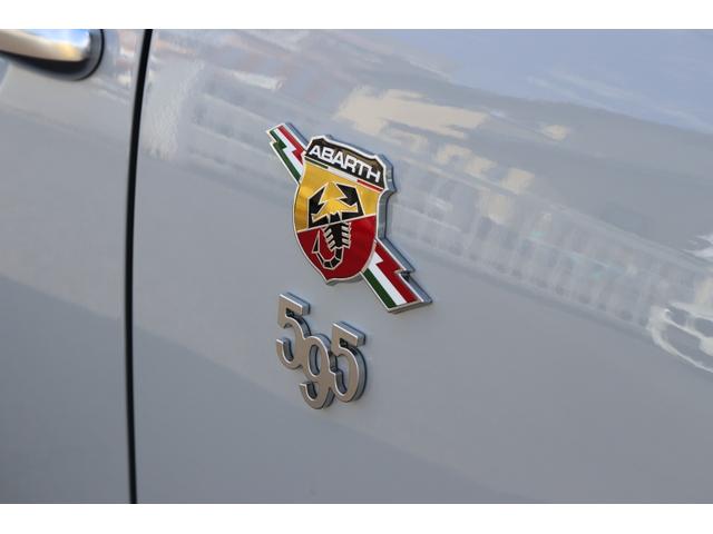 ベースグレード 1オーナー ディーラー車 パドルシフト パーキングセンサー ETC 純正ブースト計 HIDライト Uconnect ドライブレコーダー 禁煙車 取説 記録簿 スペアキー Bluetoothオーディオ(55枚目)