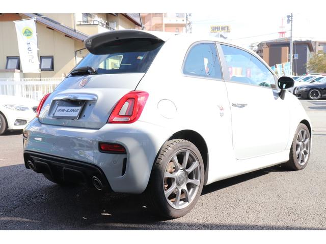 ベースグレード 1オーナー ディーラー車 パドルシフト パーキングセンサー ETC 純正ブースト計 HIDライト Uconnect ドライブレコーダー 禁煙車 取説 記録簿 スペアキー Bluetoothオーディオ(70枚目)