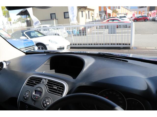 ゼン ワンオーナー車 新車時保証書 取扱説明書 純正オーディオ Bluetooth接続 クルーズコントロール フロアマット オートエアコン 純正キーレス スペアキー有 1200CCターボ(10枚目)