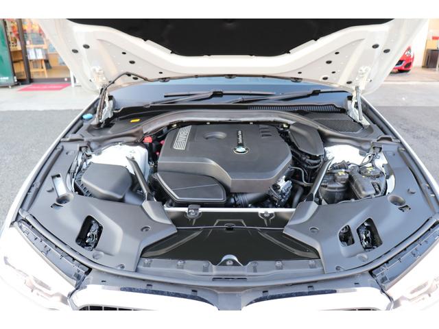 530i Mスポーツ ワンオーナー車・純正ナビ・フルセグTV・全方位モニター・ブレーキアシスト・LEDヘッドライト・アダプティブクルーズコントロール・キーフリーシステム・ミラーETC・全席シートヒーター・ブラックレザー(19枚目)