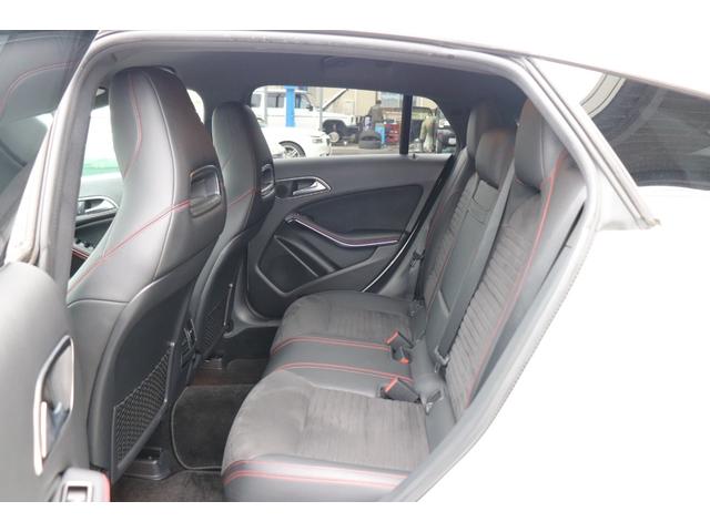 ＣＬＡクラス シューティングブレーク ＣＬＡ１８０　シューティングブレーク　スポーツ　レーダーセーフティＰ／純正ナビ／ＴＶ／バックカメラ／ＡｐｐｌｅＣａｒｐｌａｙ／ＥＴＣ２．０／ハーフレザーシート／シートヒーター／アダプティブクルーズコントロール／メンテナンスノート／リモコンキー２個（10枚目）