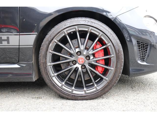 アバルト595 コンペティツィオーネ Uconnect7インチディスプレイ/バイキセノン/前後ドライブレコーダー/Bremboレッドキャリパー/サベルト製ハーフレザースポーツシート/レコードモンツァ/純正17インチアルミホイール/ETC(6枚目)