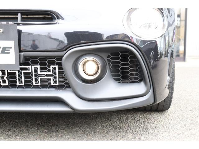 アバルト595 コンペティツィオーネ Uconnect7インチディスプレイ/バイキセノン/前後ドライブレコーダー/Bremboレッドキャリパー/サベルト製ハーフレザースポーツシート/レコードモンツァ/純正17インチアルミホイール/ETC(28枚目)